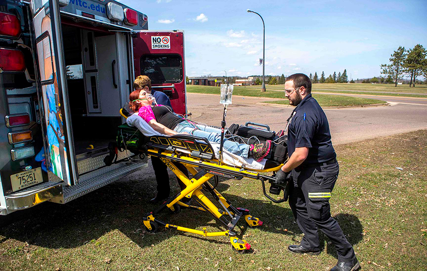 EMT students practicing skills