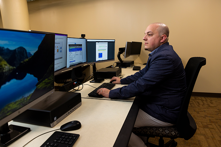 Northwood Tech student using a computer in a lab