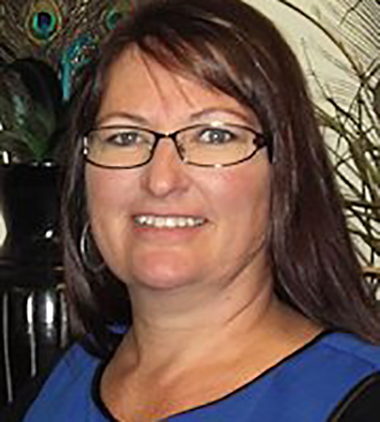 Headshot of Jolie Losey