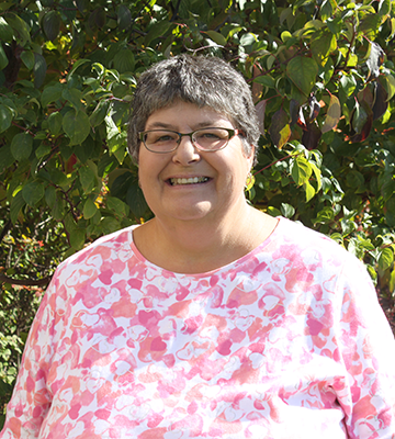 Headshot of Paula Persons