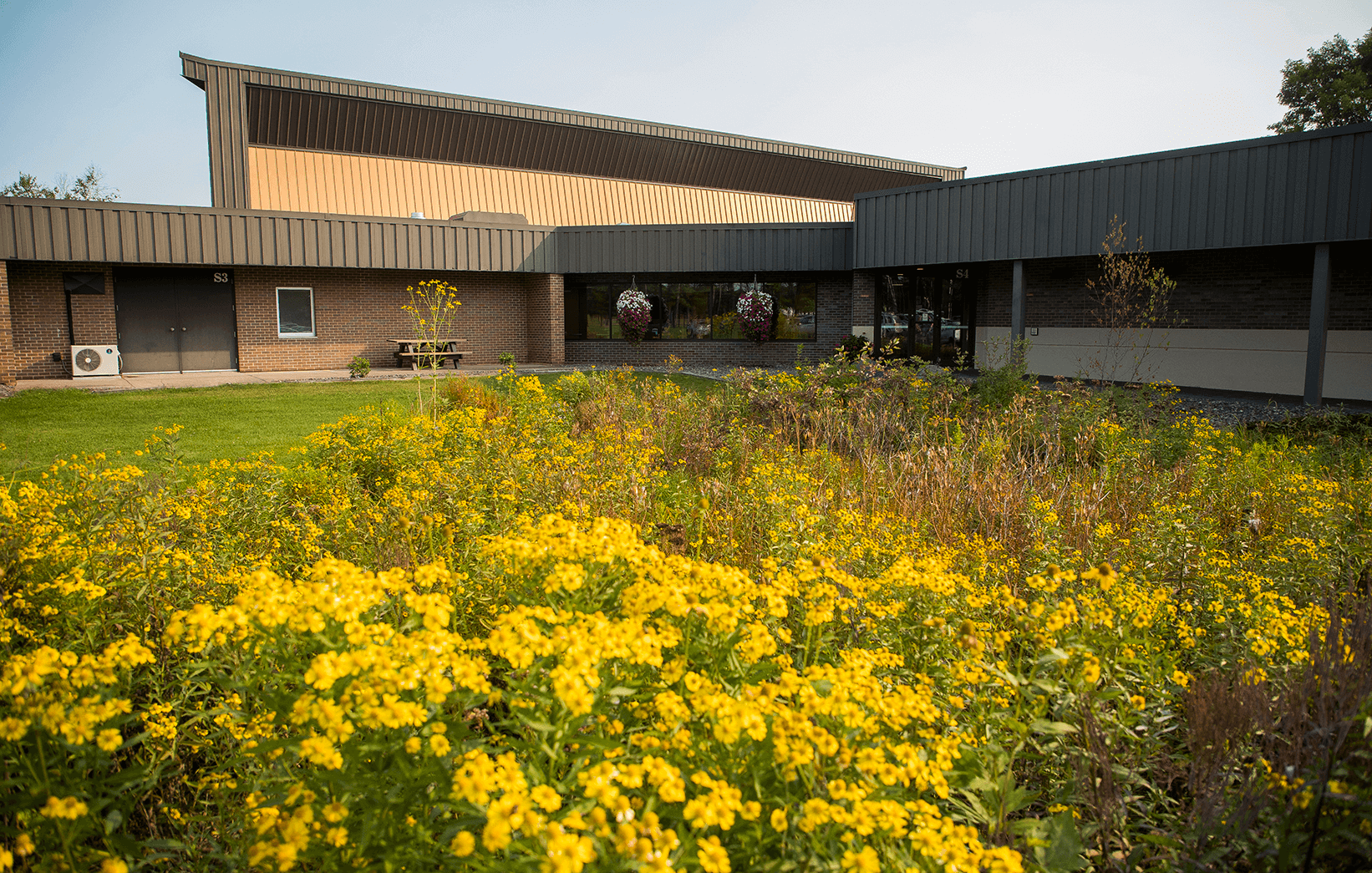 External view of the Ashland Main Entrance