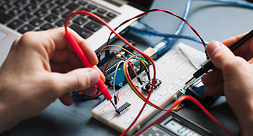 Repairing an electronic circuit