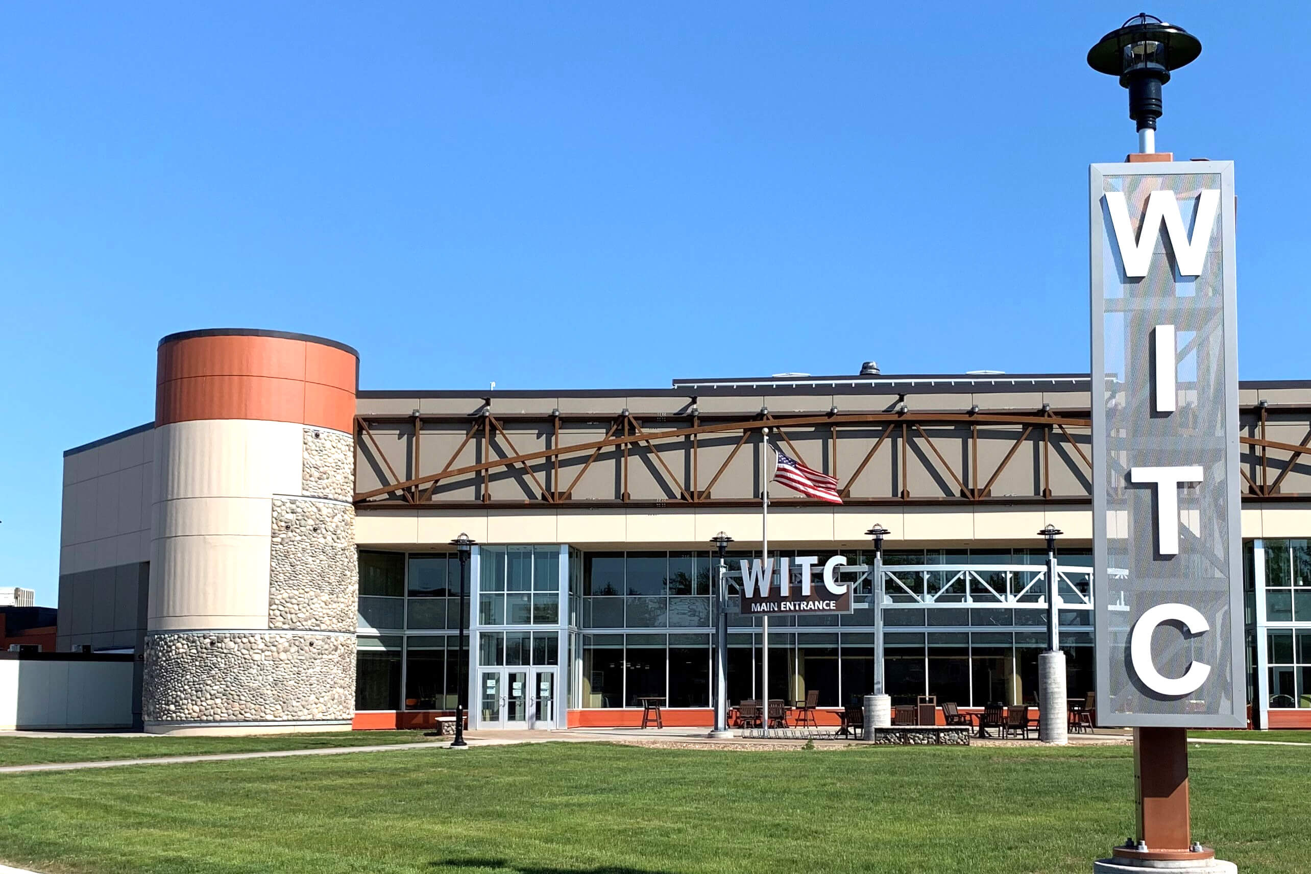 Outside view of the Superior campus
